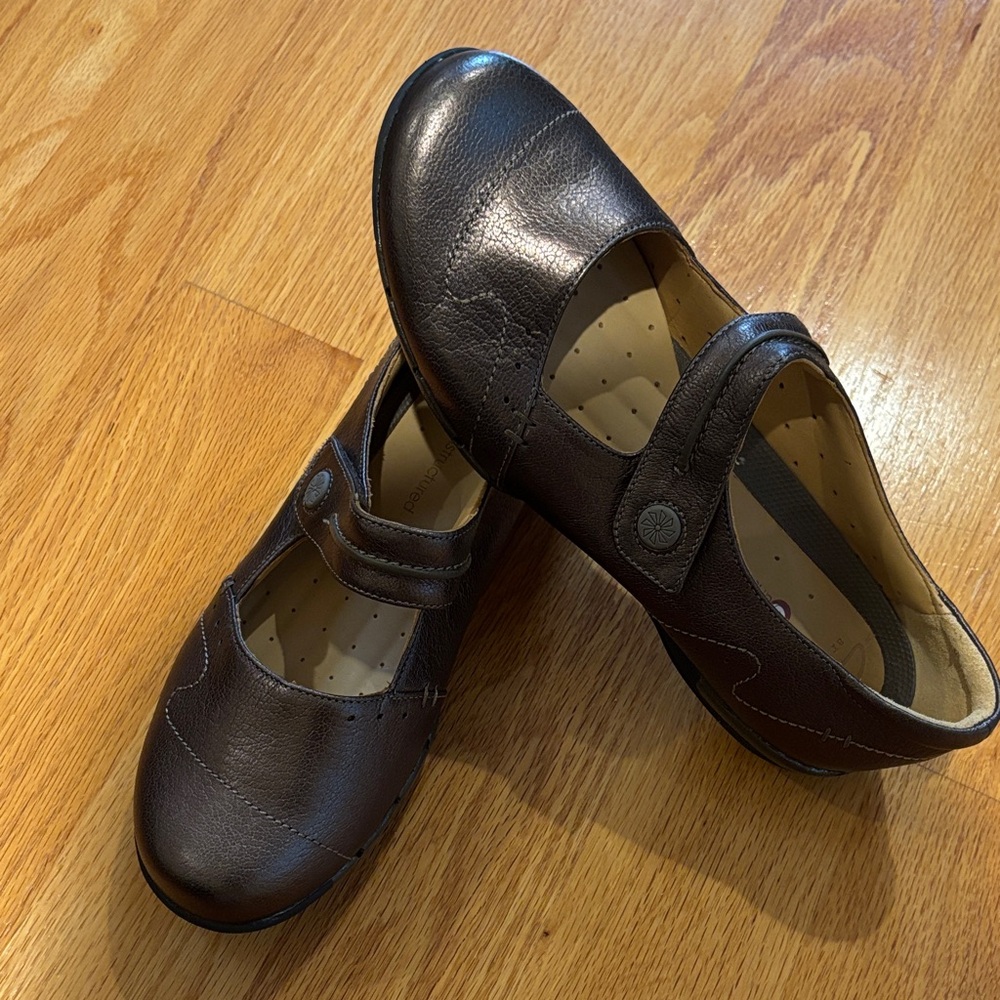 Clarks Women's Dark Brown Mary Jane Flats